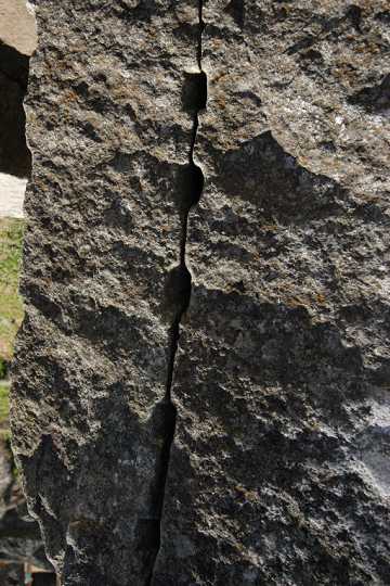 Splitting Rocks