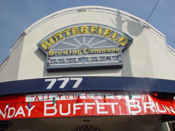 A Stop for Lunch at<br>
<a href=http://www.butterfield-brewing.com/index.html>a Microbrewery in Fresno</a>