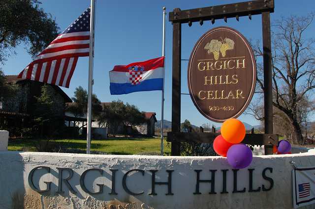 <a href=http://www.grgich.com/>Grgich Hills Cellars</a>
