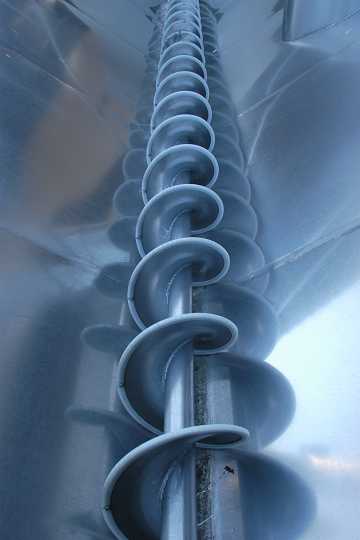No, this is NOT<br>a gaint's corkscrew